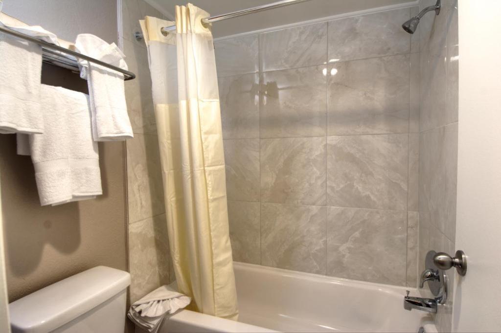 Melbourne All Suites Inn Main image 2